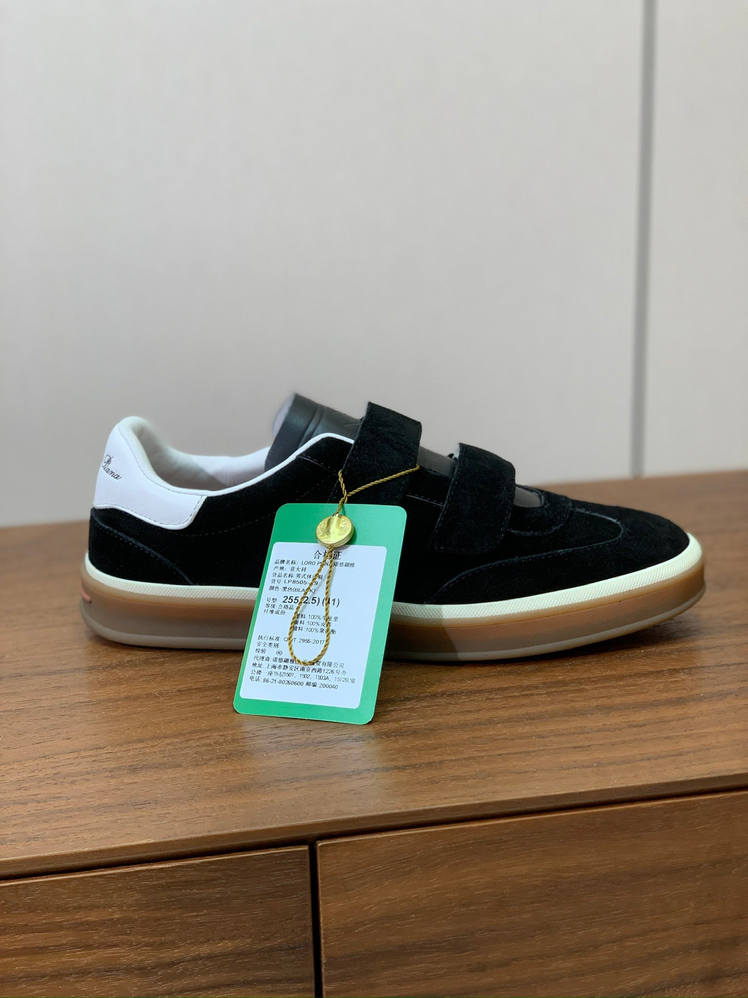 LP 26SS Velcro-strap Sneaker Black Suede Leather 585748