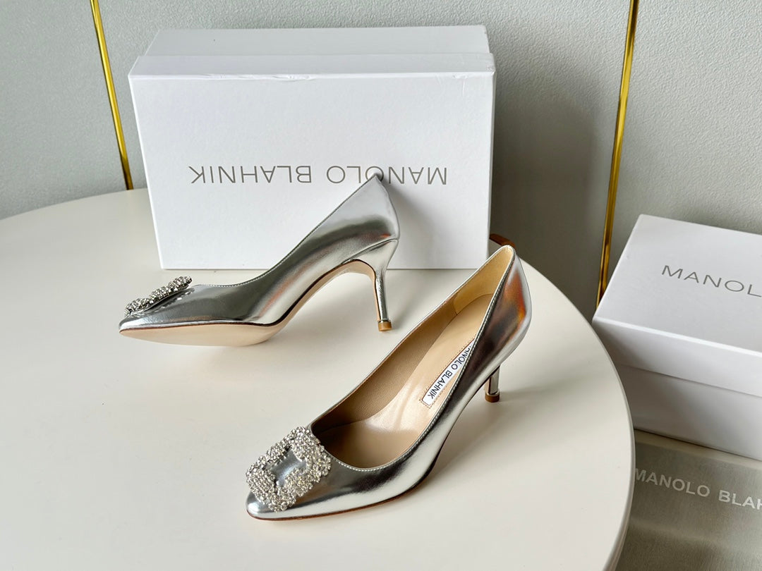 Manolo Diamond Buckle Pumps Silver Mirror Cowhide 451180