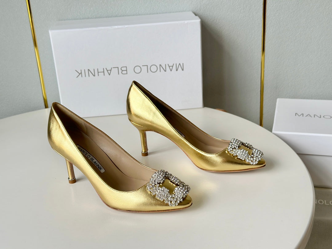 Manolo Diamond Buckle Pumps Gold Mirror Cowhide 451182