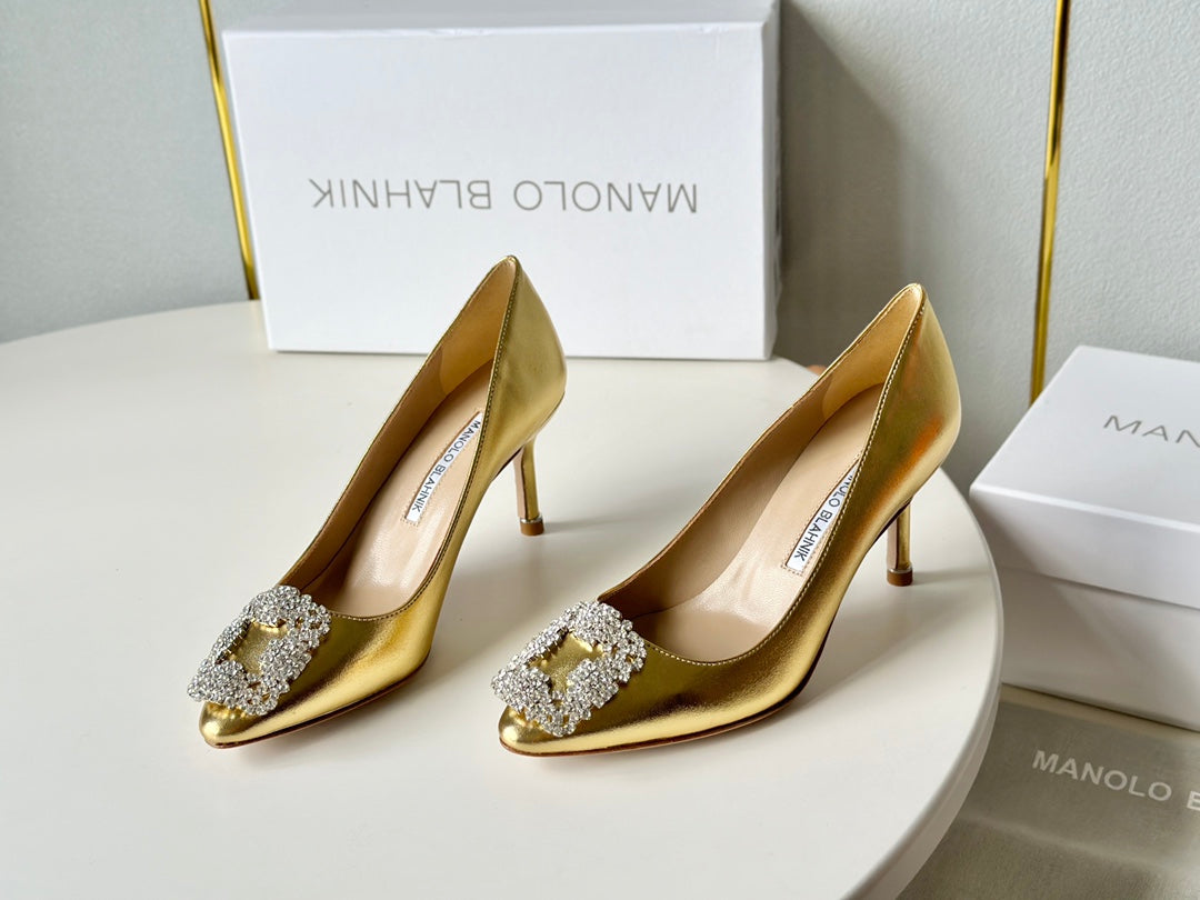 Manolo Diamond Buckle Pumps Gold Mirror Cowhide 451182