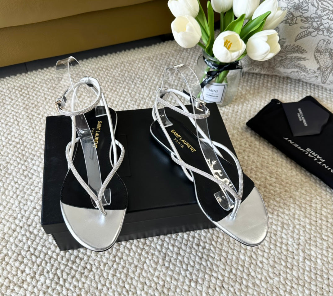 SL CRYSTAL FLAT SANDALS SILVER CALFSKIN