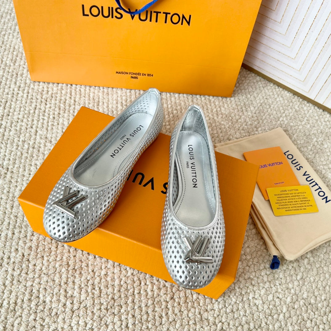 LV Shake Flat Ballerina Silver Cowhide