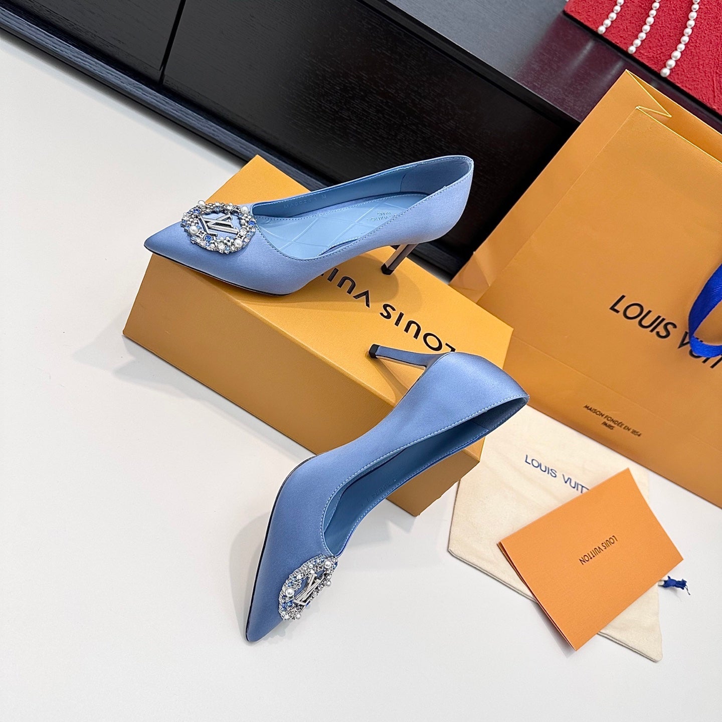 LV 26s  Pointed-Toe High Heels 75 Light Blue Premium Satin 622433