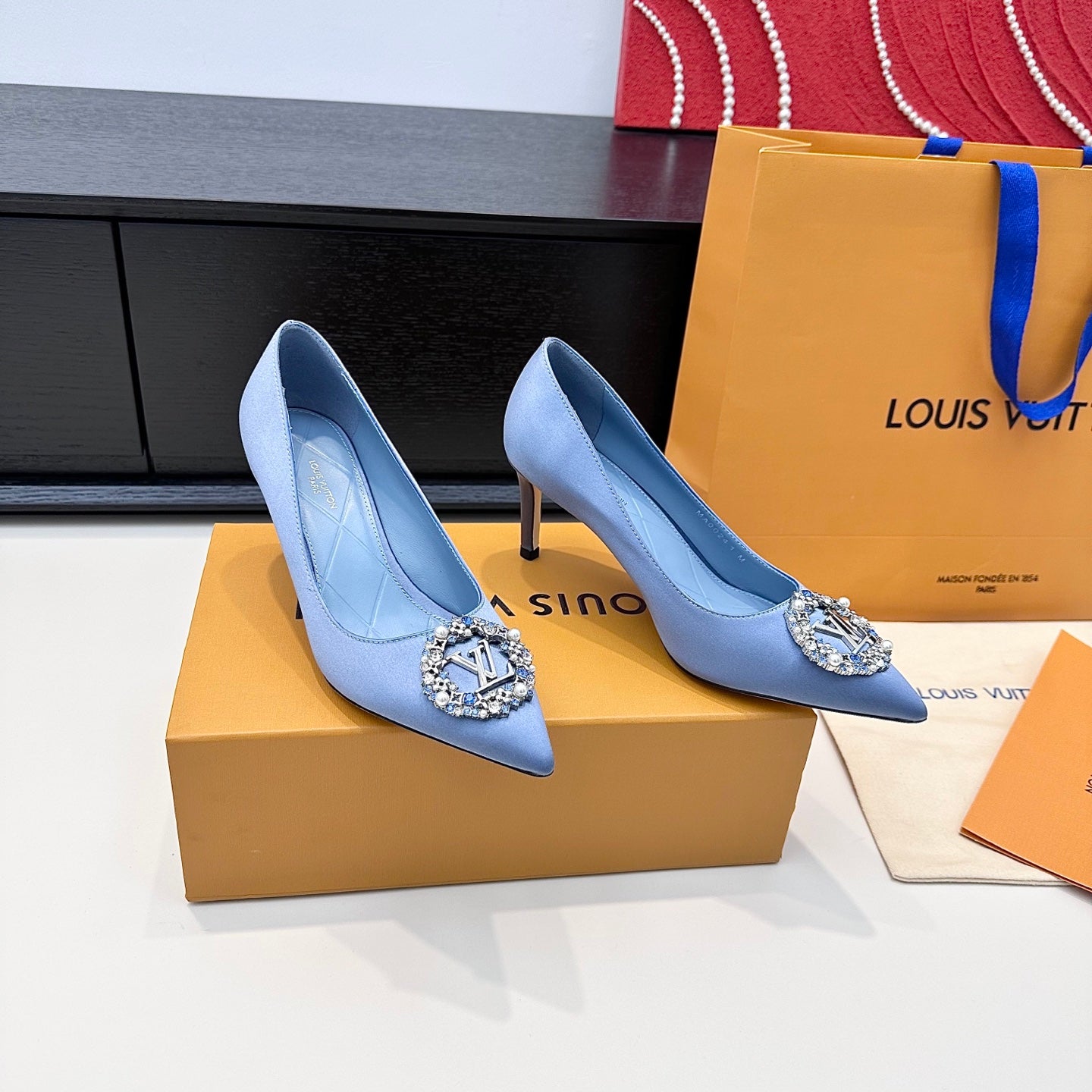 LV 26s  Pointed-Toe High Heels 75 Light Blue Premium Satin 622433