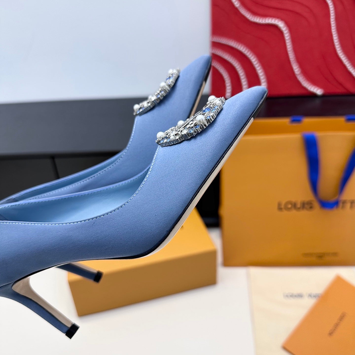 LV 26s  Pointed-Toe High Heels 75 Light Blue Premium Satin 622433