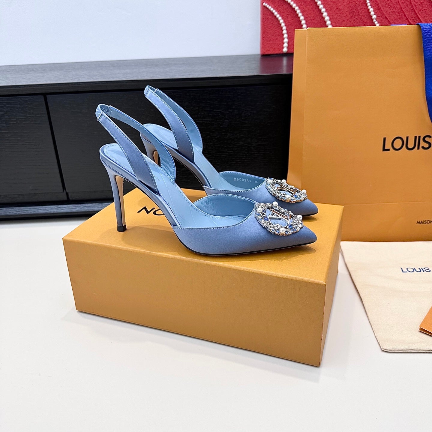 LV 26s  Slingback 95 Light Blue Premium Satin 622436