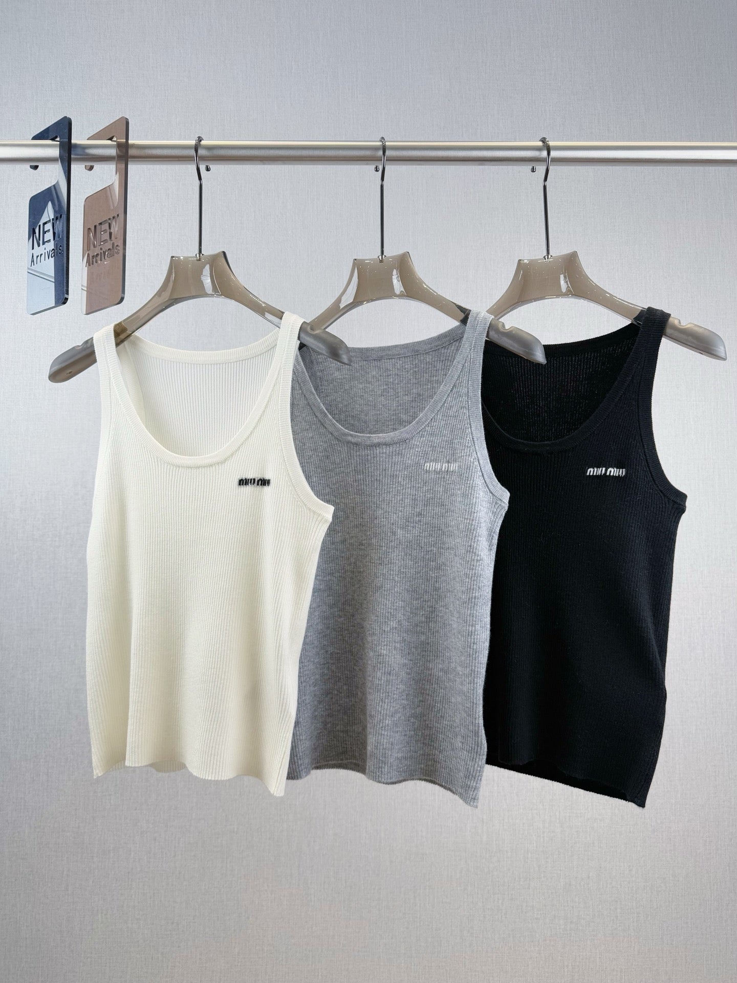 Miu Tank Top Wool Fabric 232706