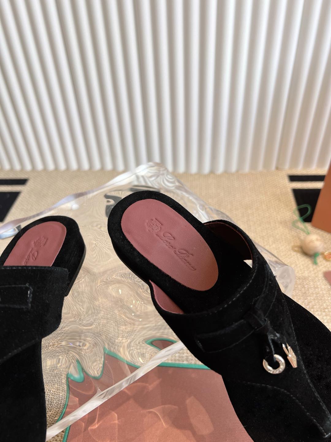 LP 25C Thong Slide Sandal Black Suede 208112