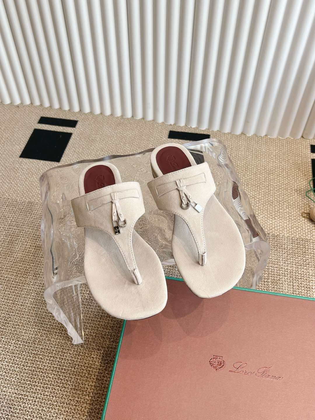 LP 25C Thong Slide Sandal White Suede 208108