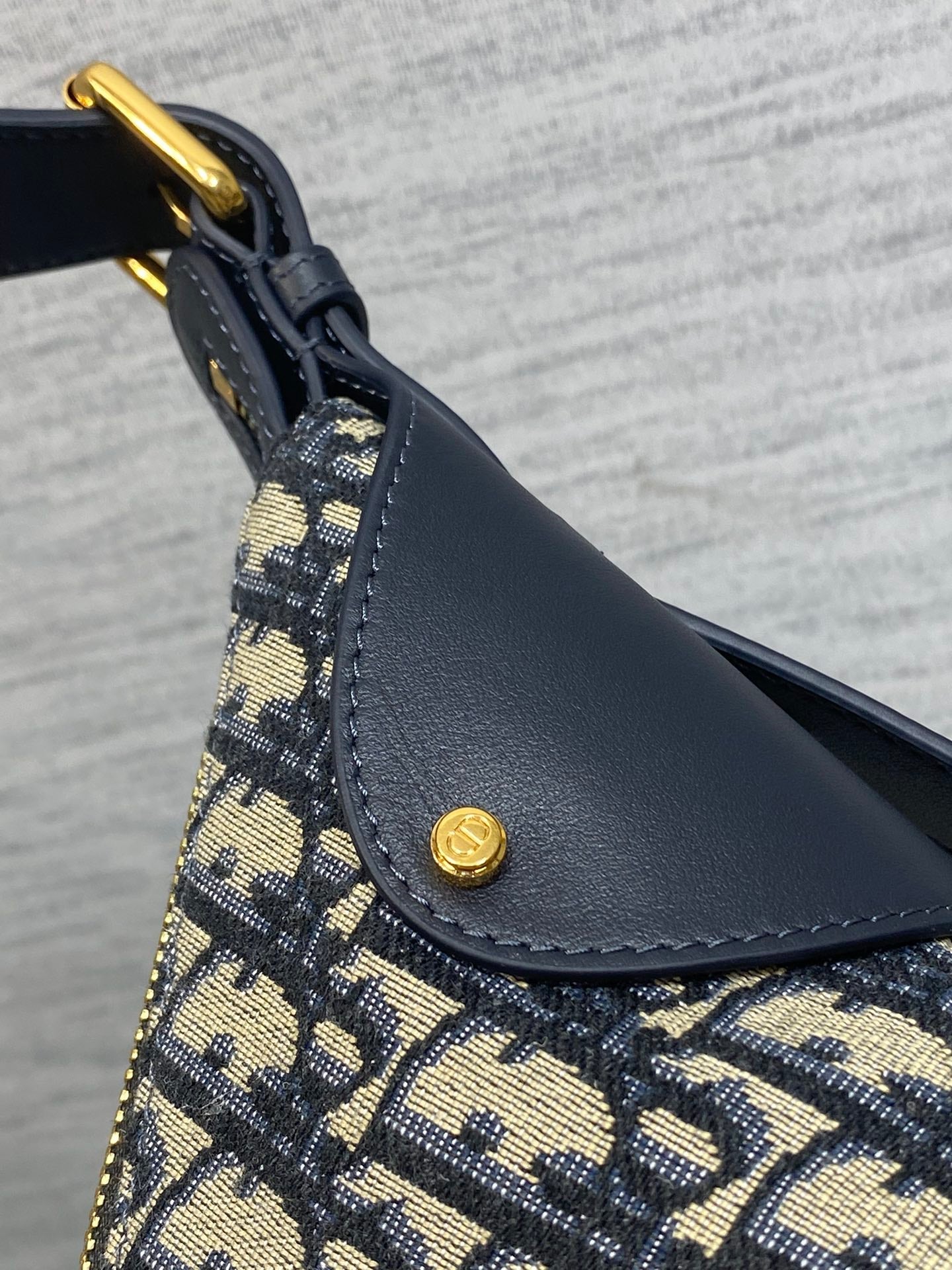 Dior 2025 Voyage Bag 23cm Navy Blue mix Beige Canvas Leather 270572