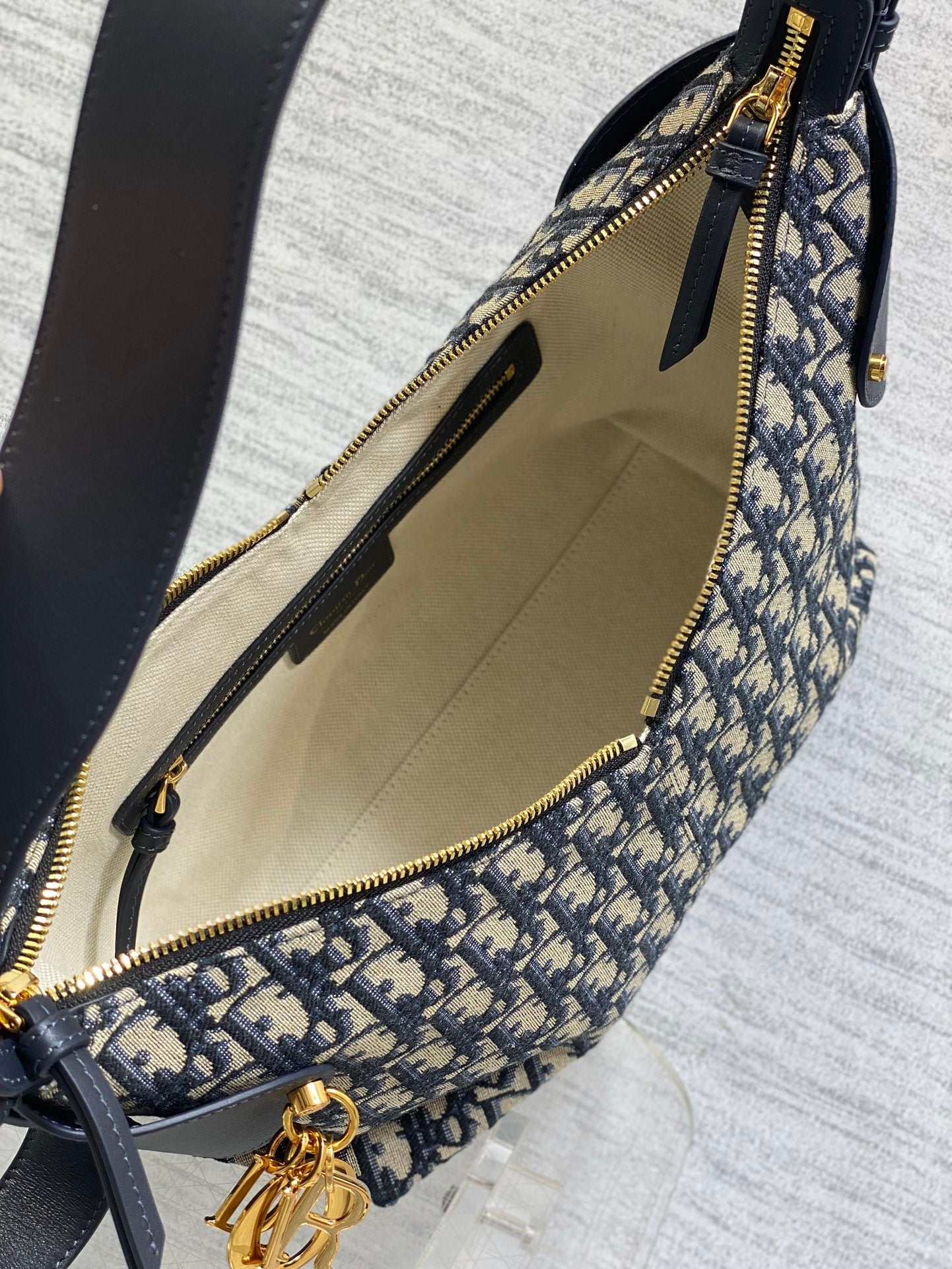 Dior 2025 Voyage Bag 28cm Navy Blue mix Beige Canvas Leather 270574