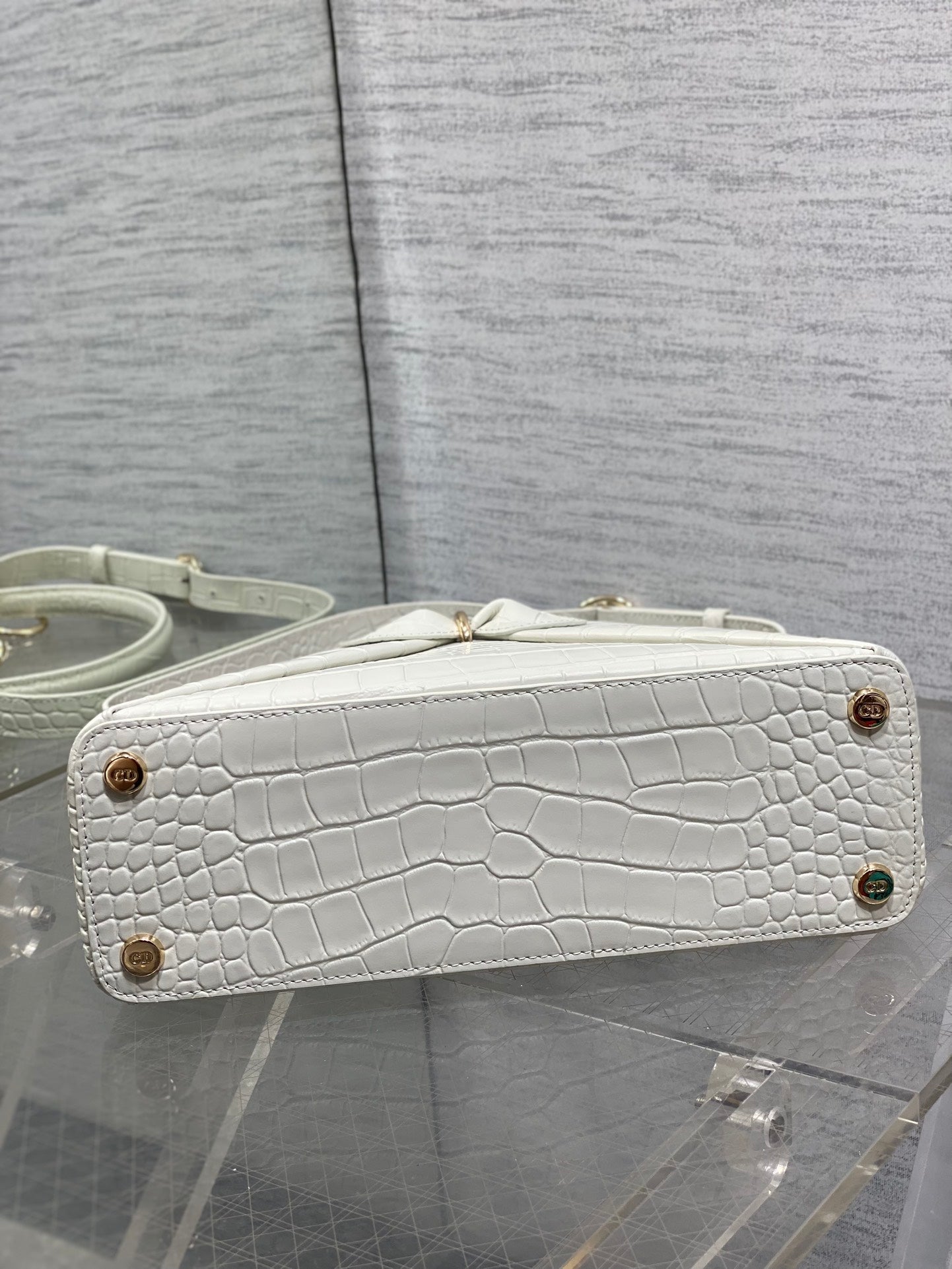 Dior 2025 Crocodile Pattern Bag 28cm White Leather 272525