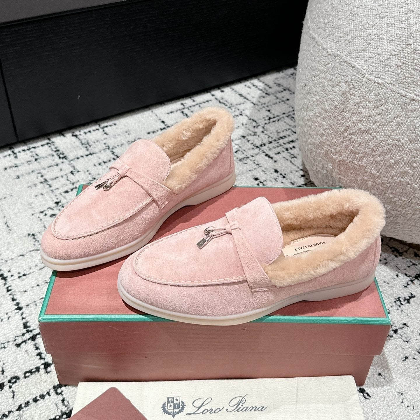 LP Summer Charms Walk Loafers In Light Pink Mix Beige Suede With Rabbit Fur Lining 985642