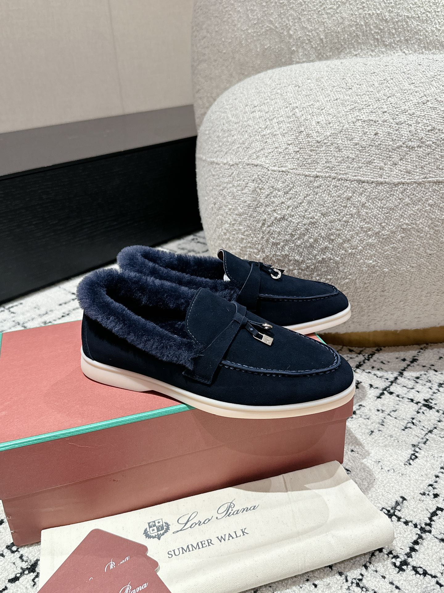 LP Summer Charms Walk Loafers In Deep Blue Suede With Rabbit Fur Lining 985643