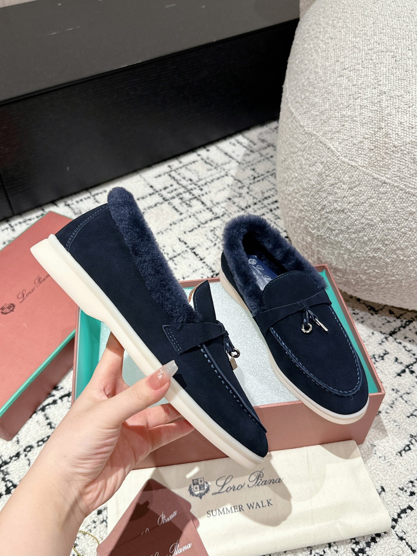 LP Summer Charms Walk Loafers In Deep Blue Suede With Rabbit Fur Lining 985643