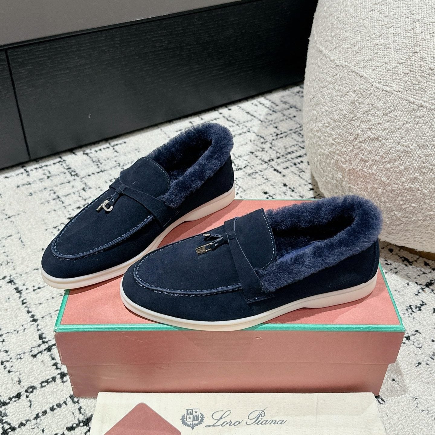 LP Summer Charms Walk Loafers In Deep Blue Suede With Rabbit Fur Lining 985643