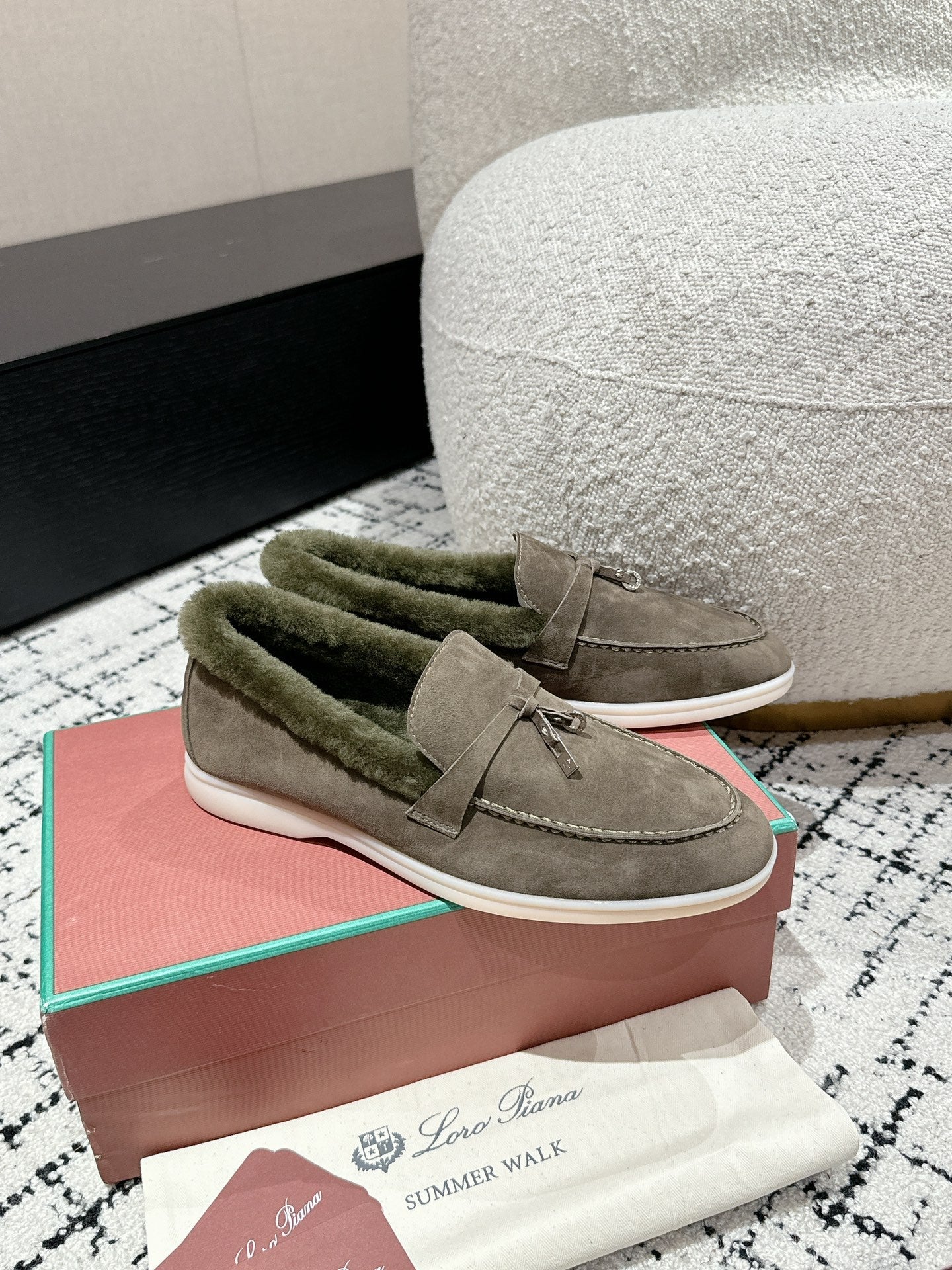 LP Summer Charms Walk Loafers In Light Brown Grey Mix Green Khaki Suede With Rabbit Fur Lining 985646