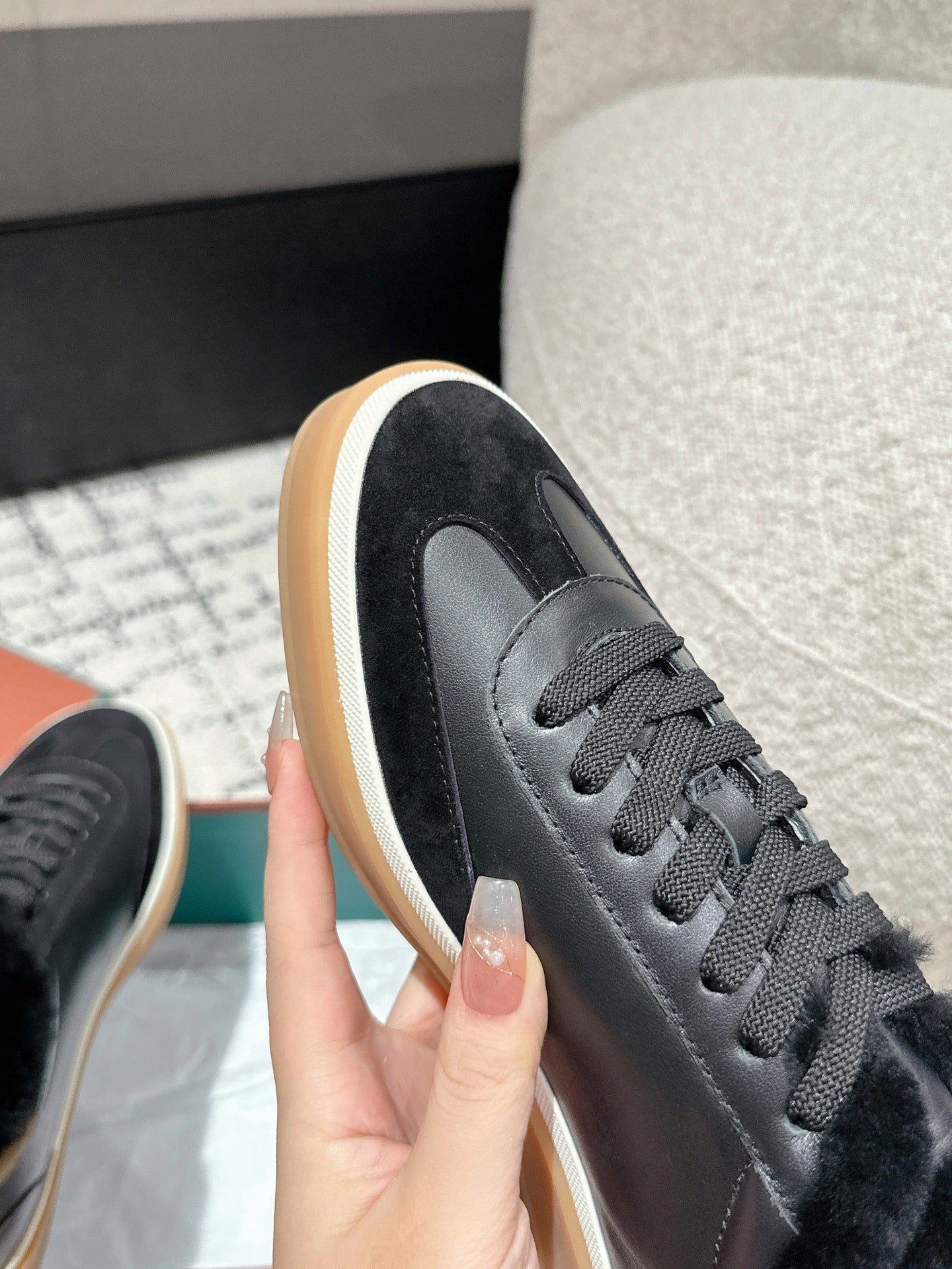 LP Tennis Walk Sneaker In Black Lambskin Lined With Wool Fleece 985659