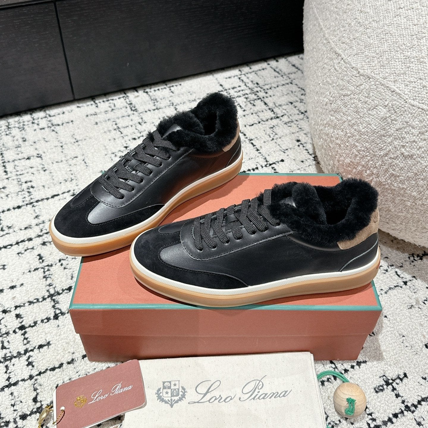 LP Tennis Walk Sneaker In Black Lambskin Lined With Wool Fleece 985659