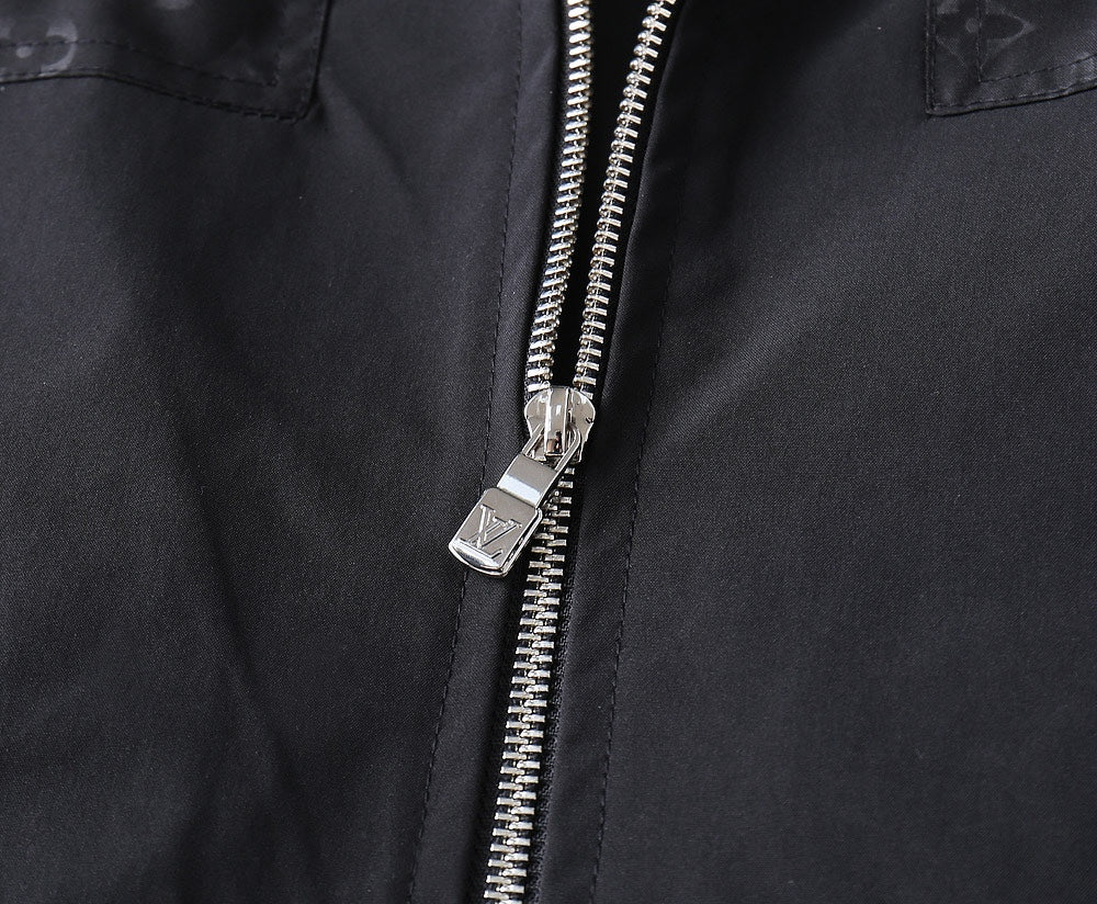 LV HOODED JACKET BLACK MONOGRAM 239039