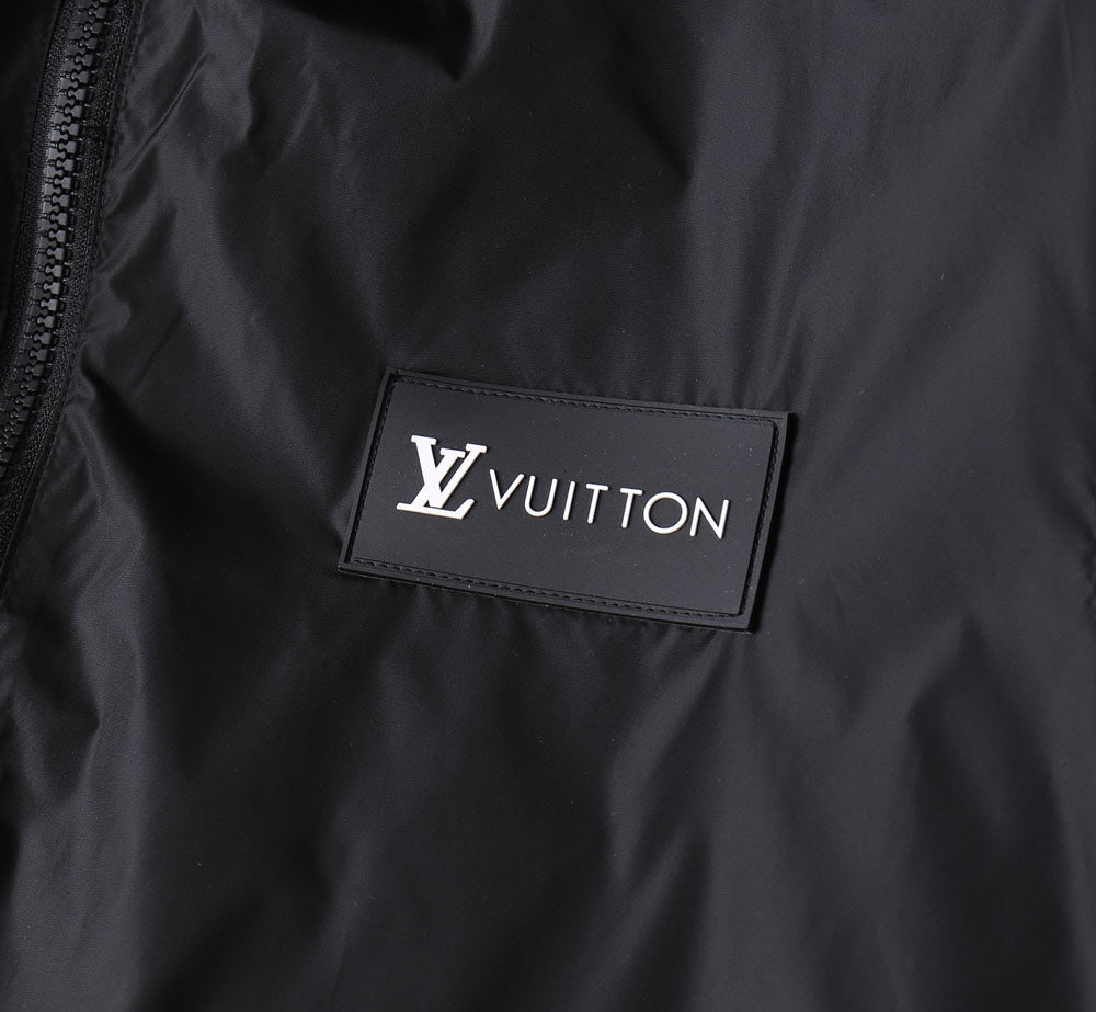 LV HOODED JACKET BLACK 239040