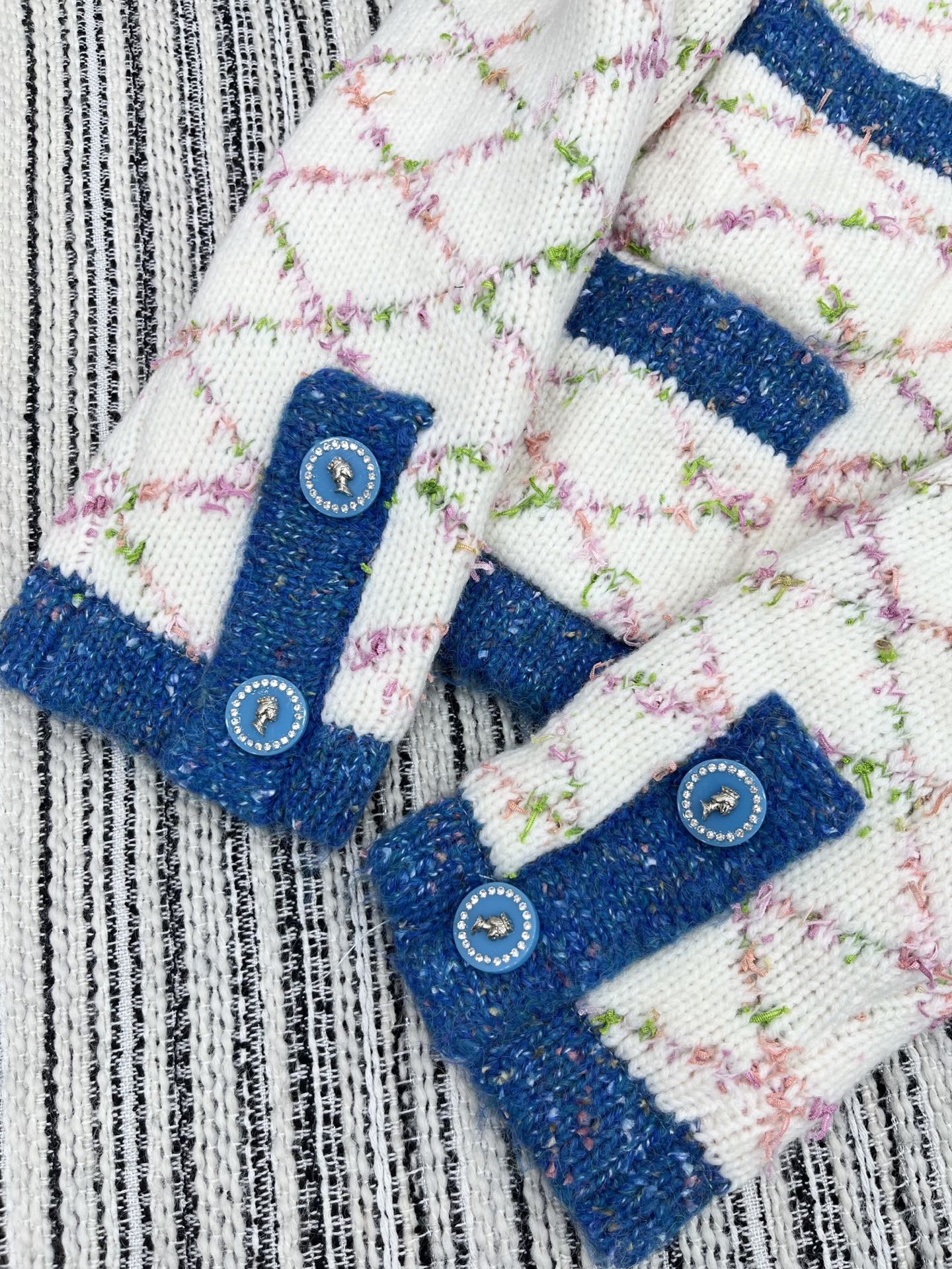 CC 2025 Cardigan Off-white Blue Wool 325889