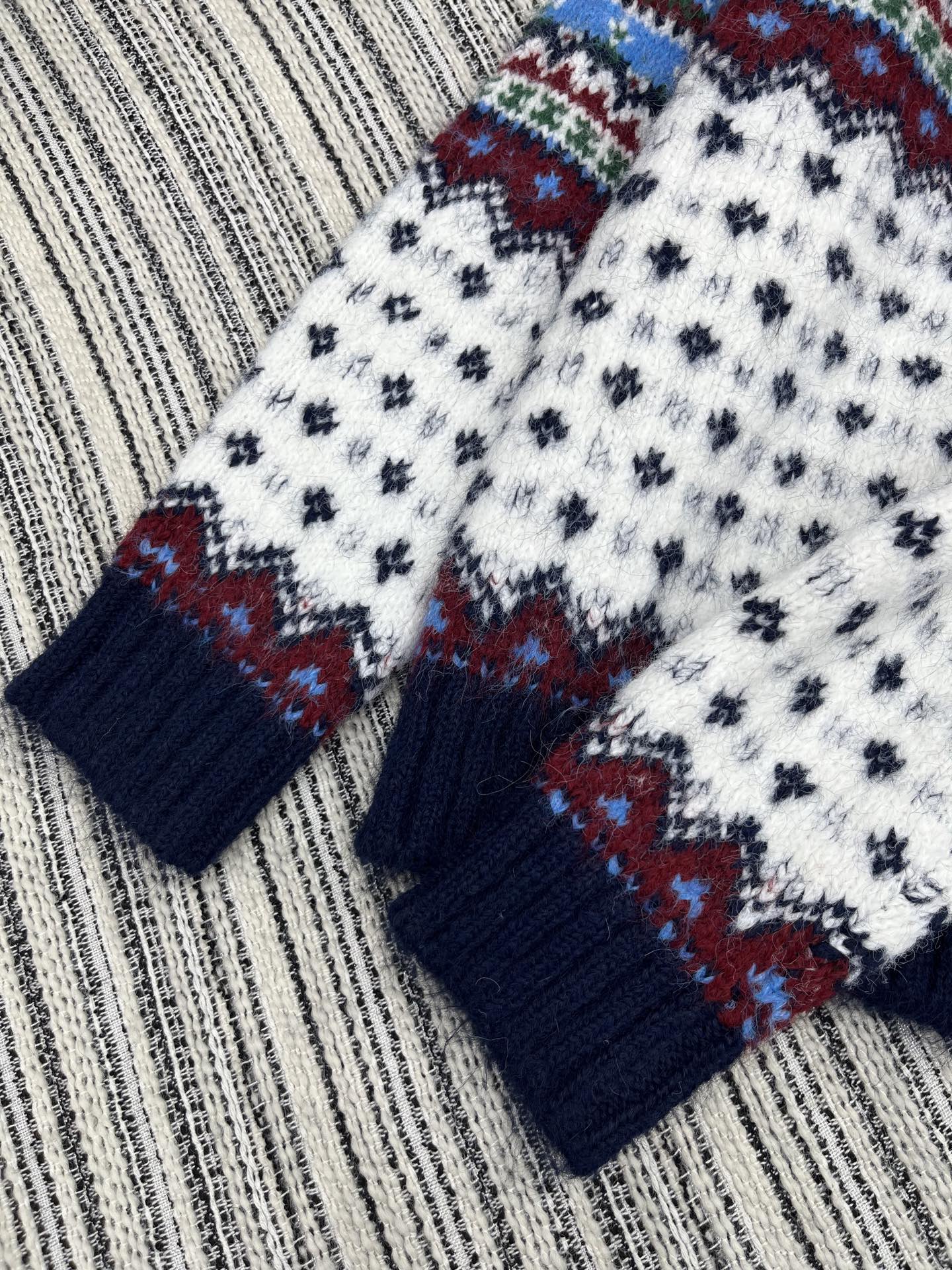 CC 2025 Sweater Navy Blue mix White Wool 325883