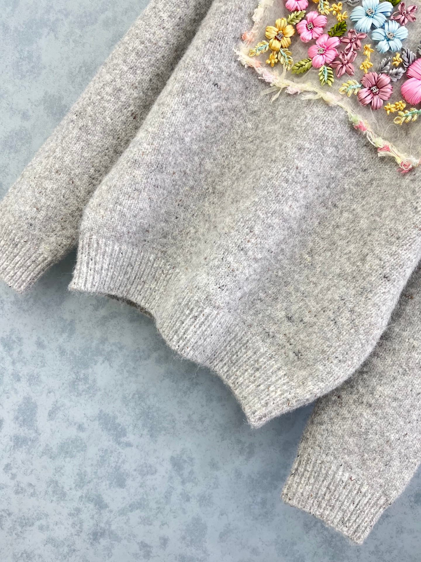CC 2025 Flower Sweater Gray mix Colors Wool 325844