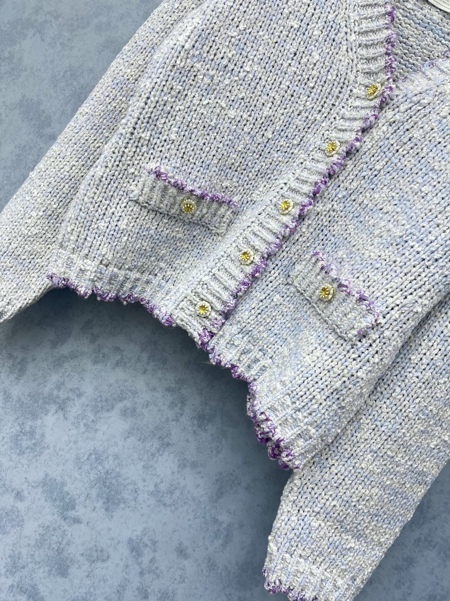 CC 2025 V-neck Cardigan Light Gray mix Purple Wool 325879