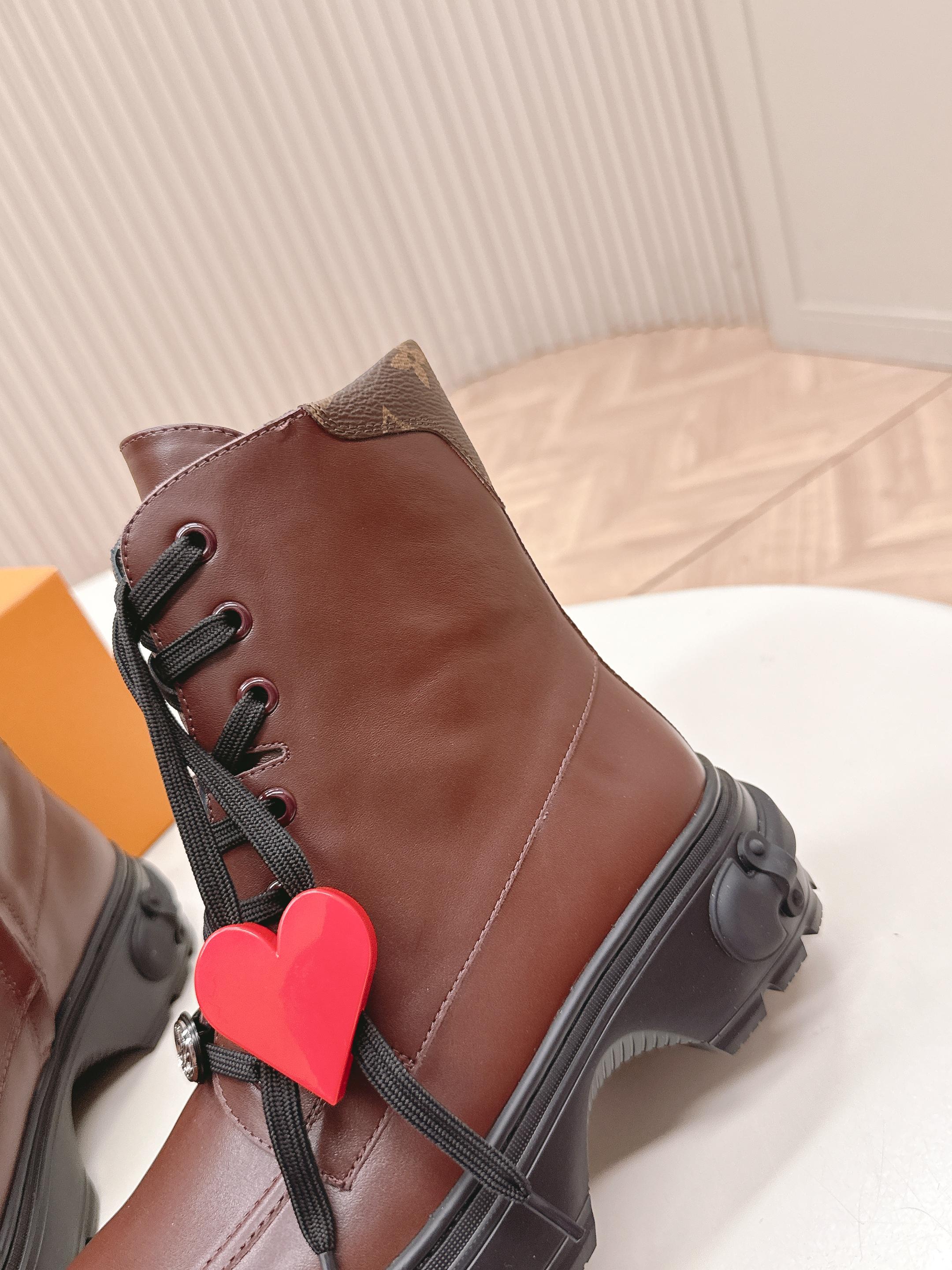 LV 2026 Martin Boot With Heart-shaped Brown Calfskin 595467