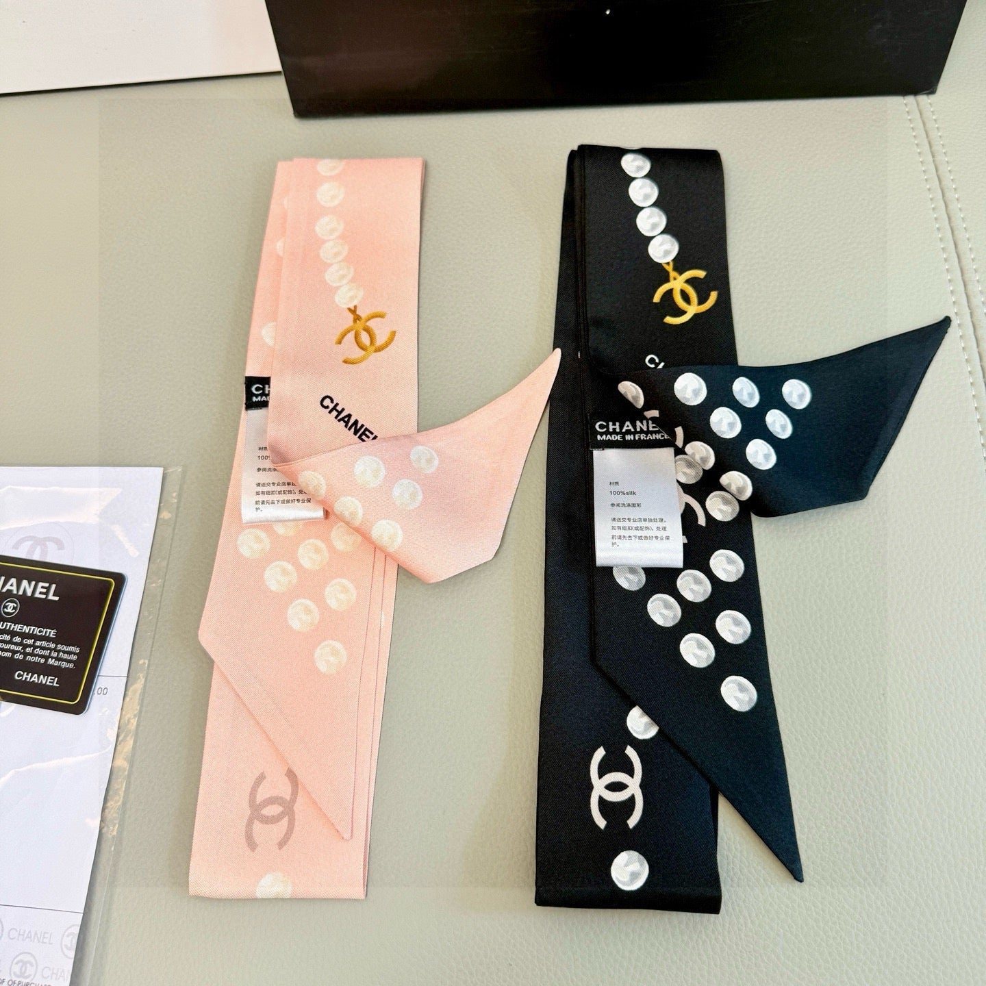 CC  Twilly Mini Scarf 120cm Light Pink Mulberry Silk 949111