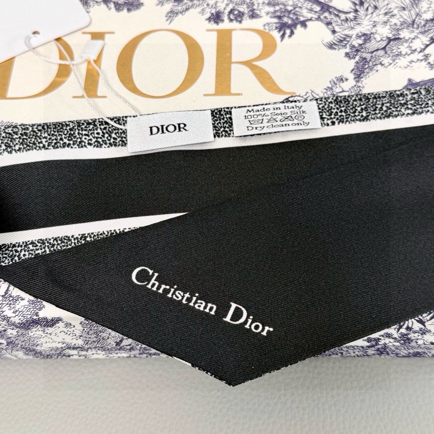 CD Twilly Mini Scarf 105cm Black White Mulberry Silk 957050