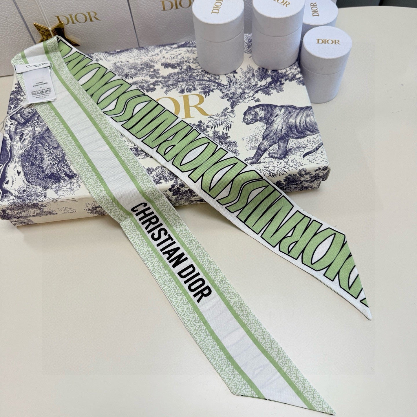 CD Twilly Mini Scarf 105cm Green Mulberry Silk 957051