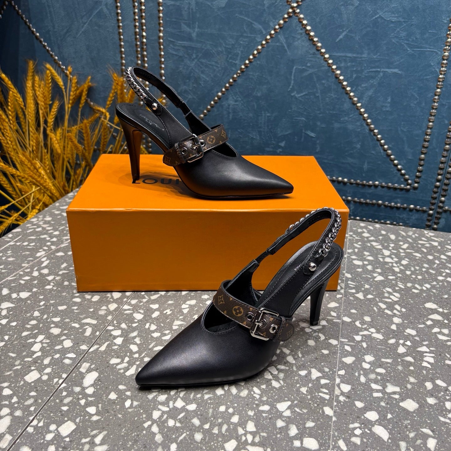 LV 26ss Slingback 75 Black Cowhide 628437