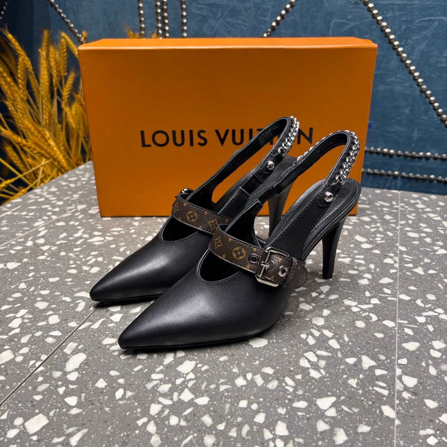 LV 26ss Slingback 75 Black Cowhide 628437