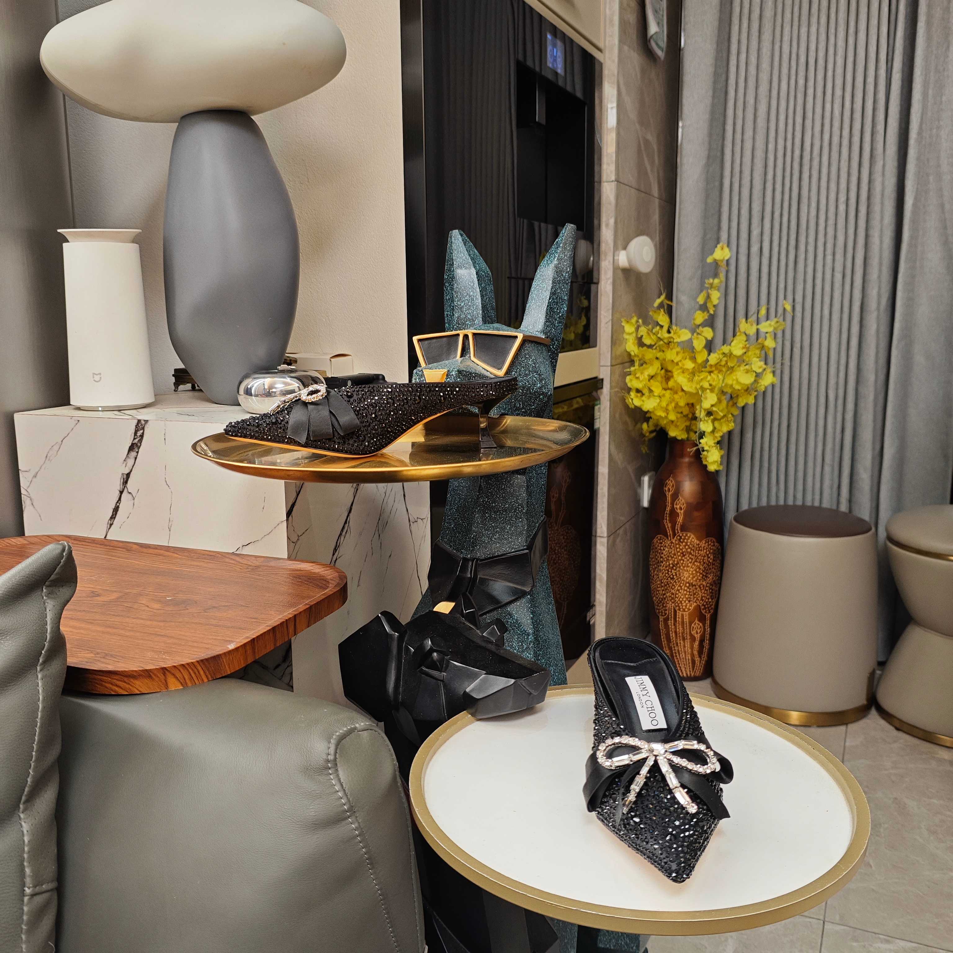 Jimmy 26s Crystal Slipper 45 Black Silk Satin Cowhide 596339