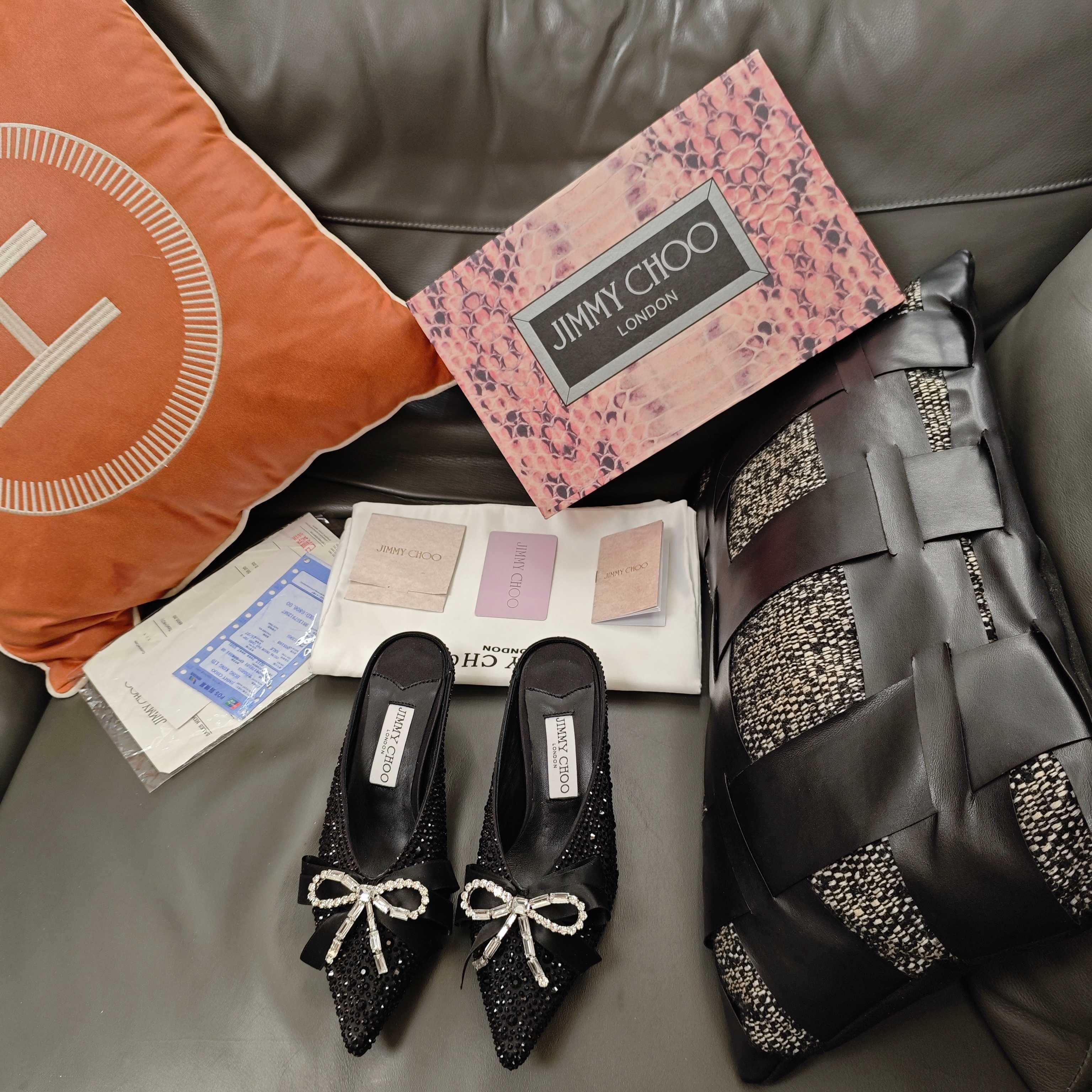 Jimmy 26s Crystal Slipper 45 Black Silk Satin Cowhide 596339