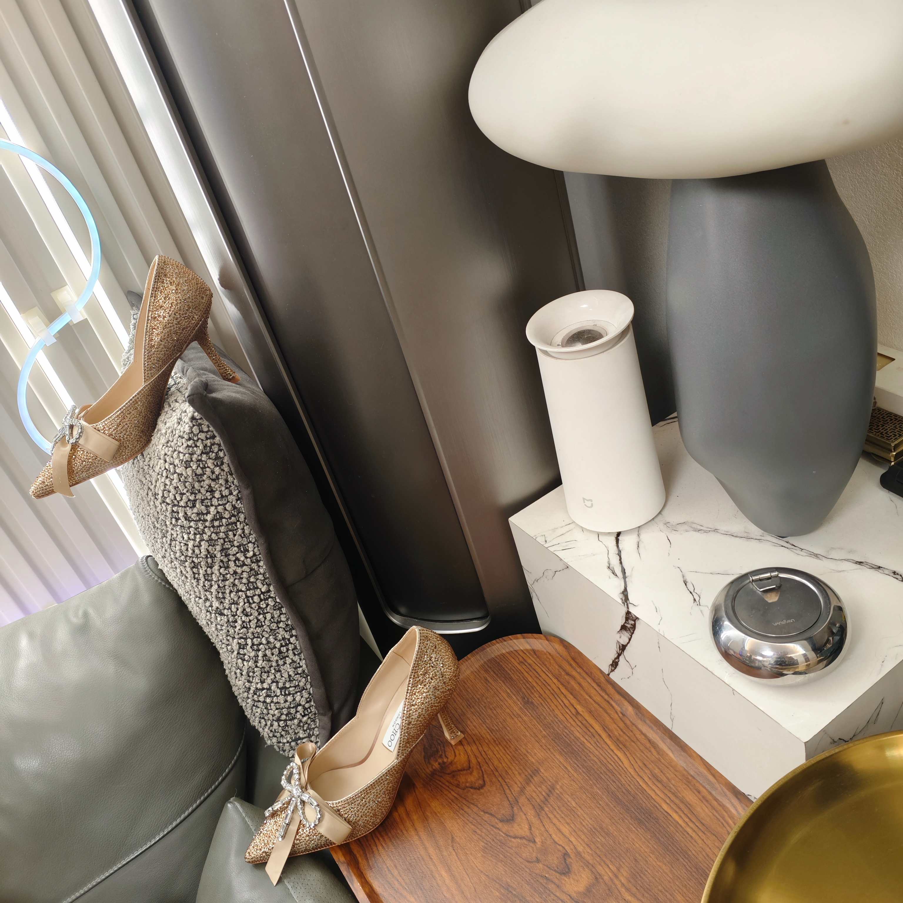 Jimmy 26s Crystal Pumps 85 Gold Silk Satin Cowhide 596333