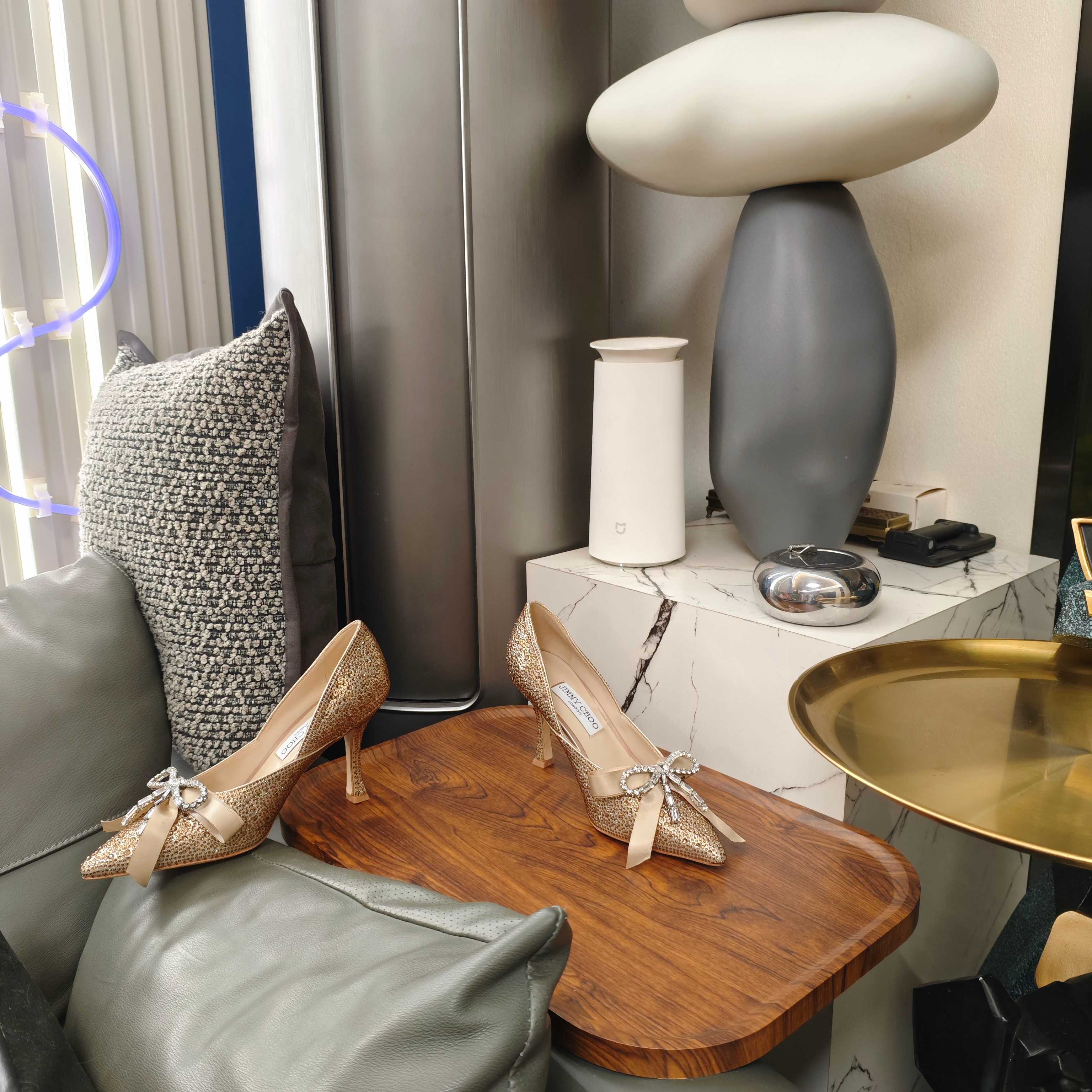 Jimmy 26s Crystal Pumps 85 Gold Silk Satin Cowhide 596333