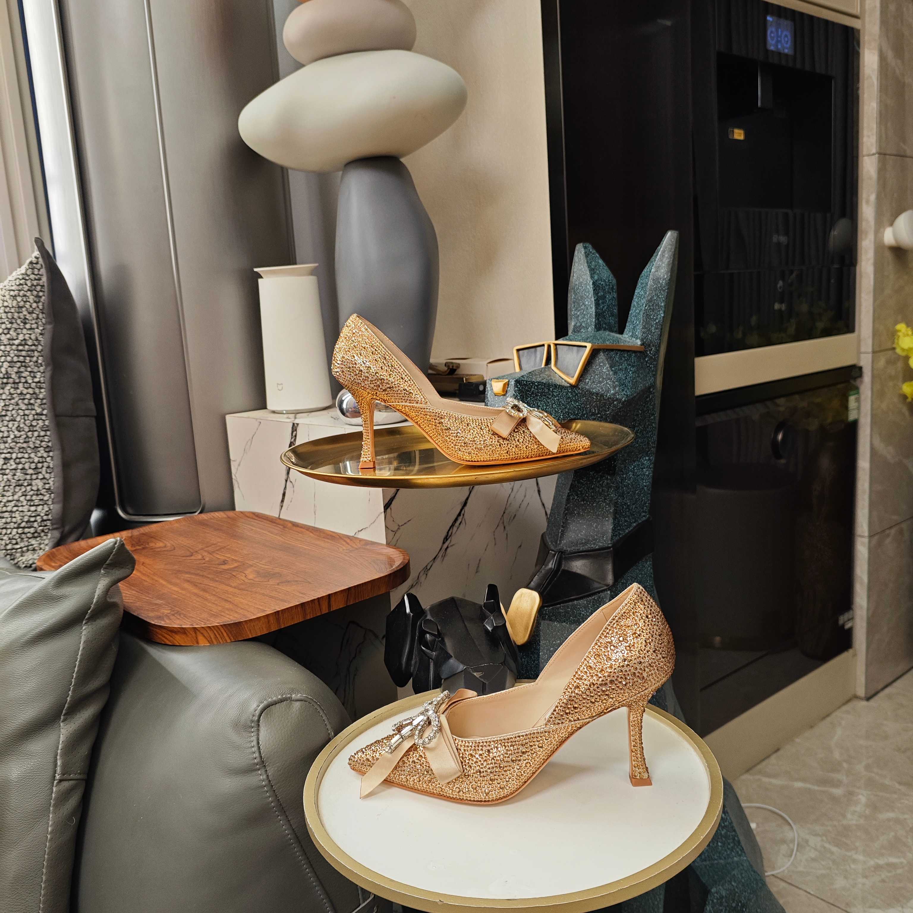 Jimmy 26s Crystal Pumps 85 Gold Silk Satin Cowhide 596333