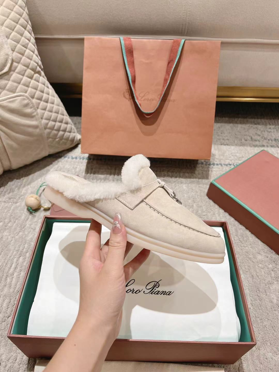 LP Charms Walk Babouche Loafer Bisque Cream mix White Suede With Rabbit Fur Lining 206243