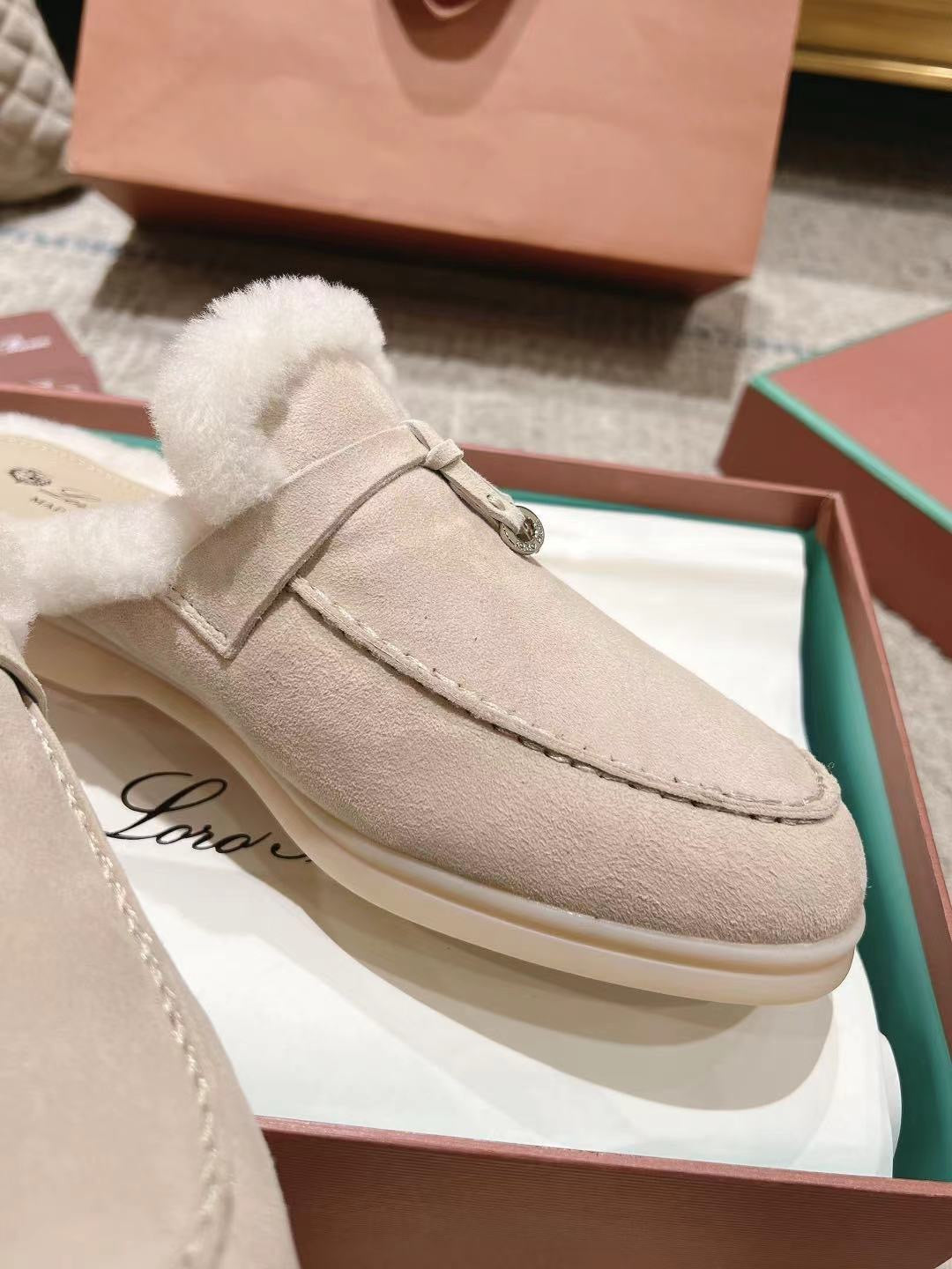 LP Charms Walk Babouche Loafer Bisque Cream mix White Suede With Rabbit Fur Lining 206243