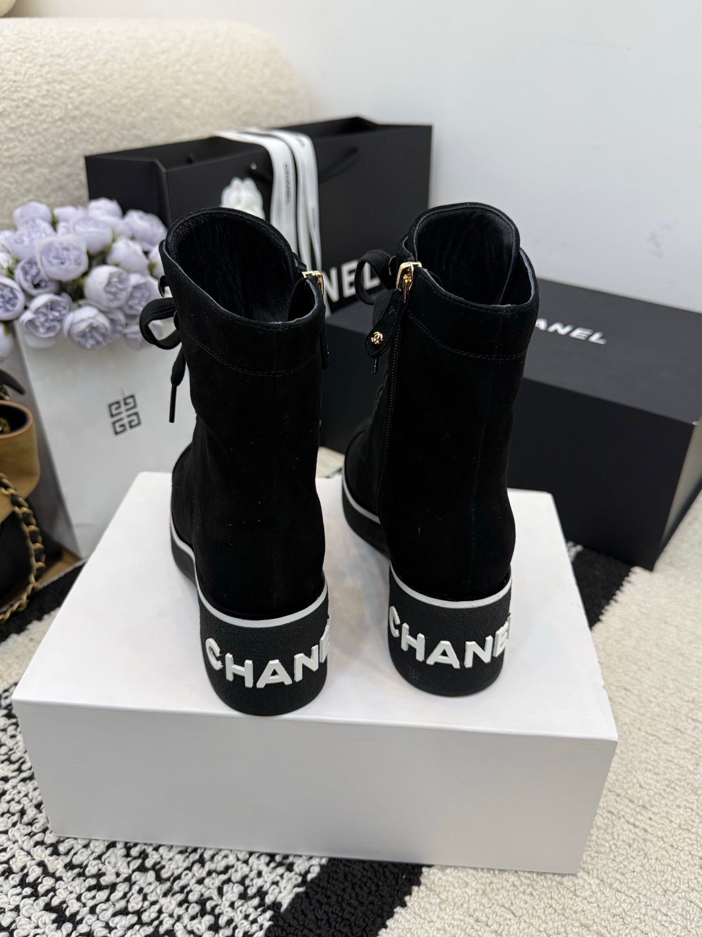 CC 26 Combat Boot Black Suede 588799