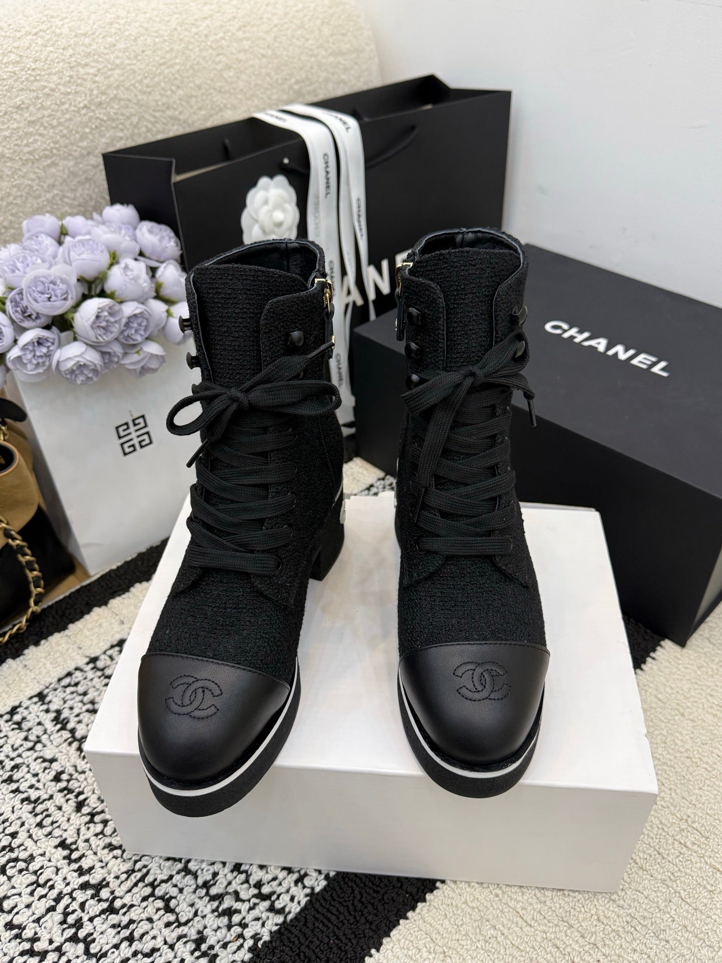 CC 26 Combat Boot Black Tweed Leather 588801