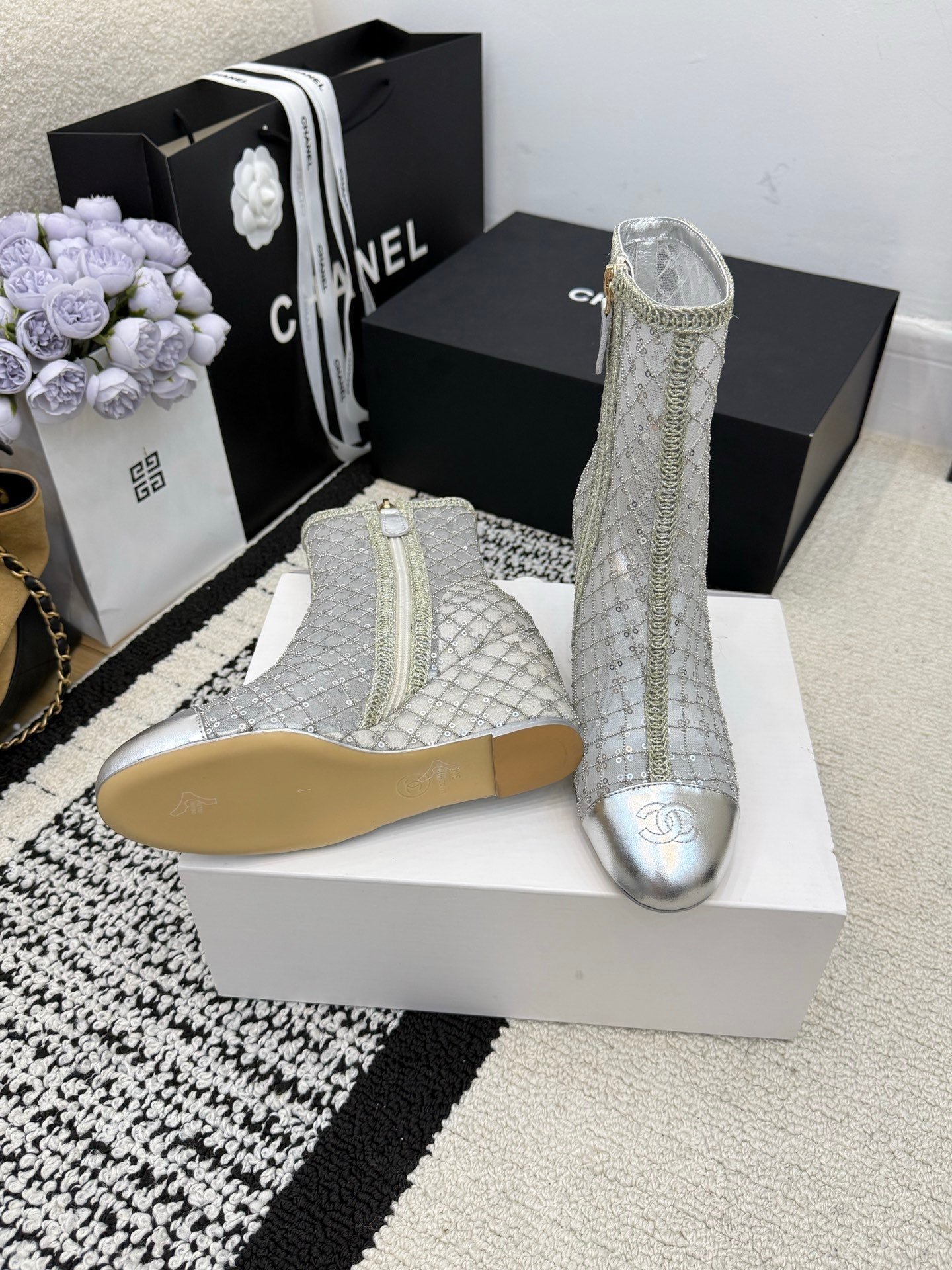 CC 26 Wedge Heel Boot Silver Mesh Leather 588856