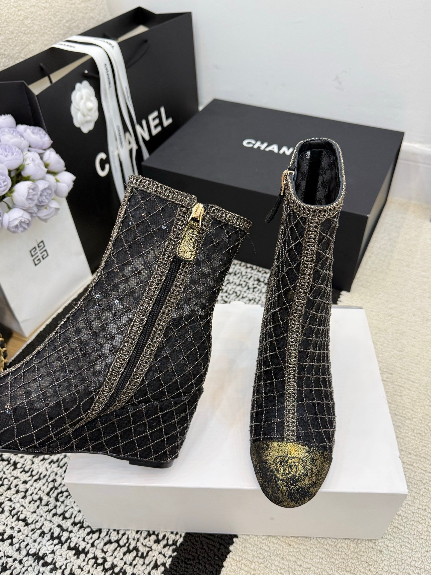 CC 26 Wedge Heel Boot Black Mesh Leather 588857