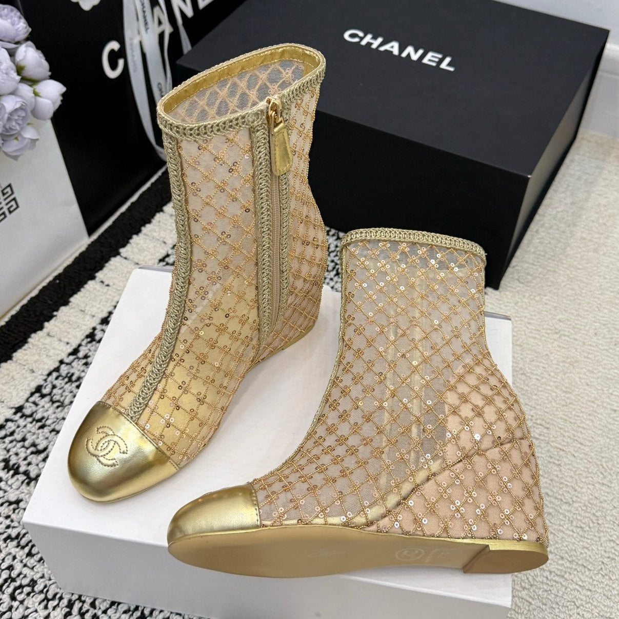 CC 26 Wedge Heel Boot Gold Mesh Leather 588858