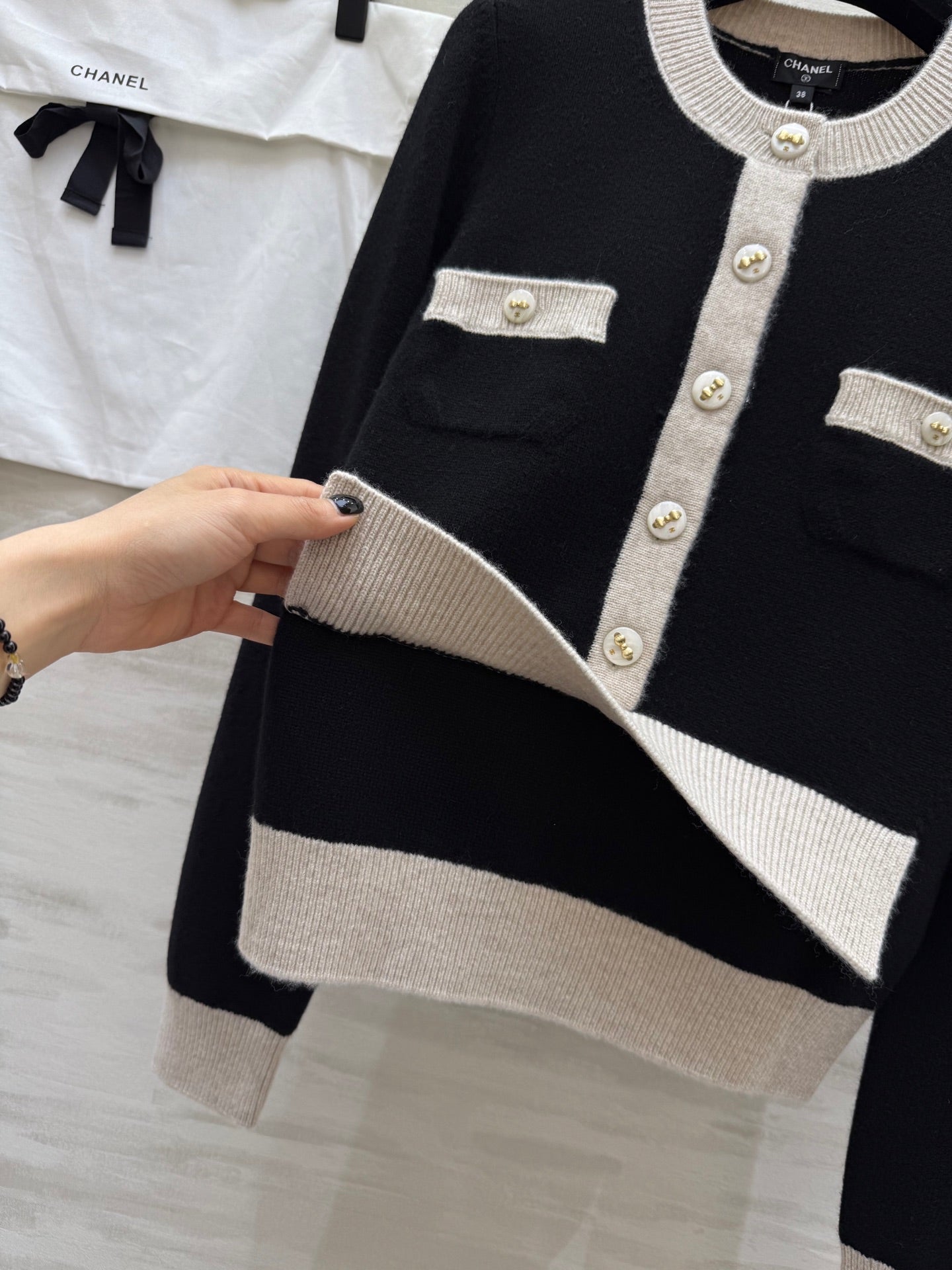 Chanel 2025 Two-Piece Cardigan Jacket Black Wool Cashmere 319528