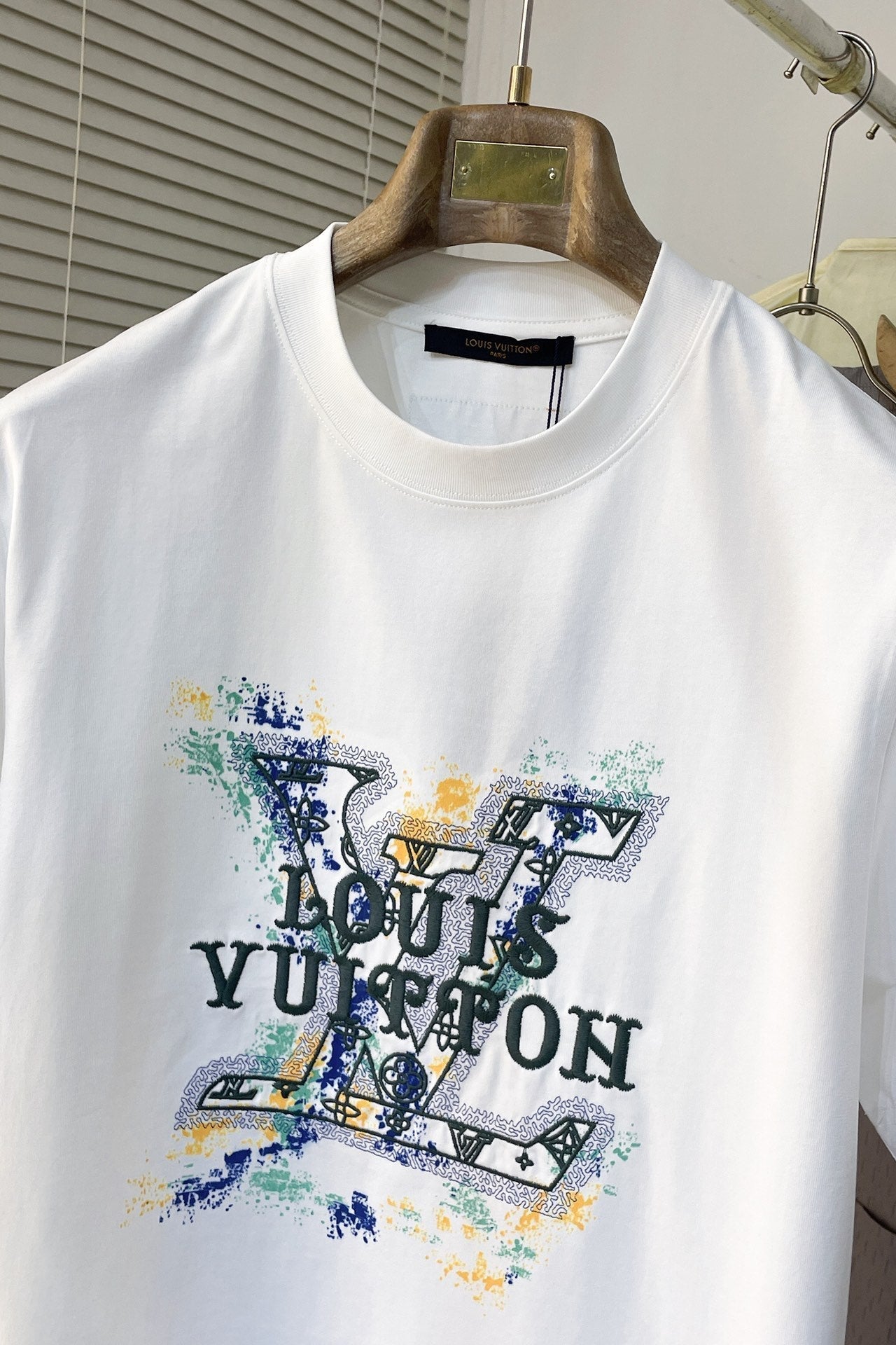 LV T-SHIRT WHITE MIX COLORFUL COTTON 239605