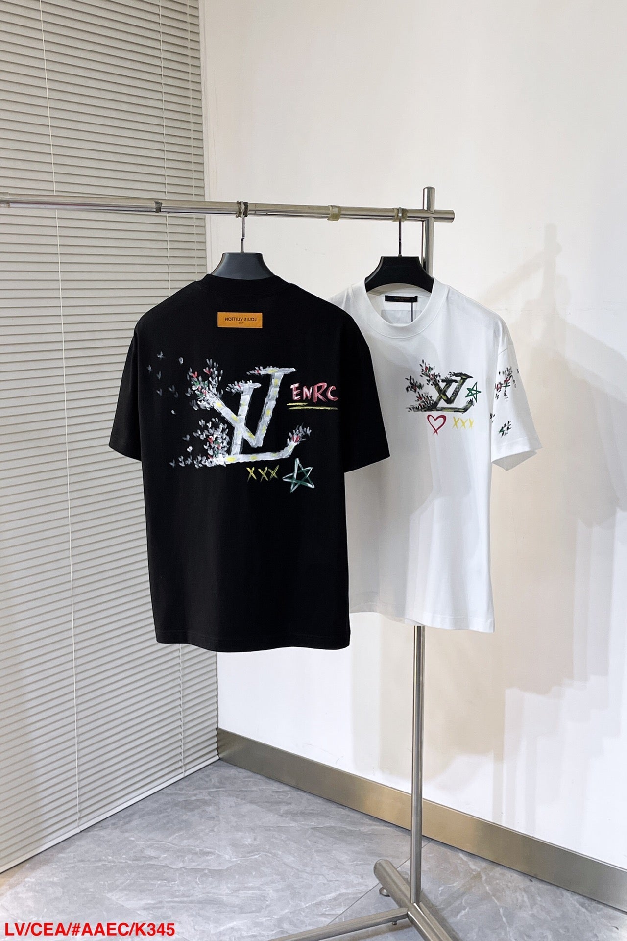 LV T-SHIRT BLACK MIX COLORFUL COTTON 239607